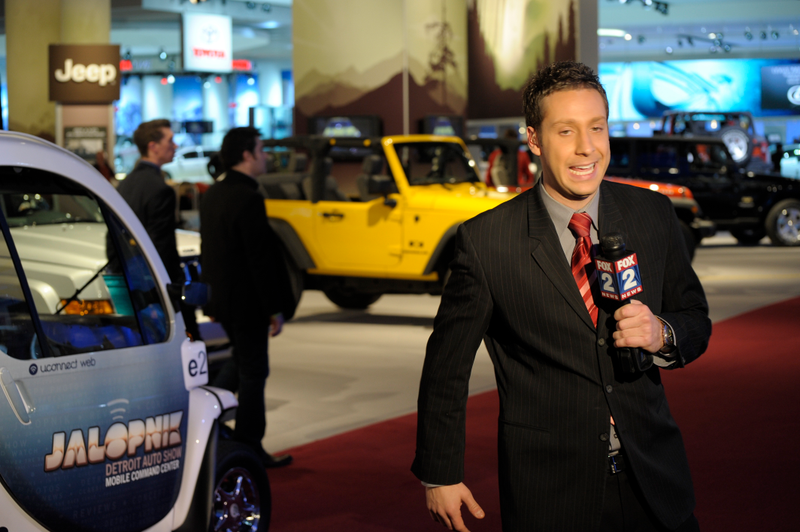 Illustration for article titled Jalopnik GEM-Powered Detroit Auto Show Mobile Command Center